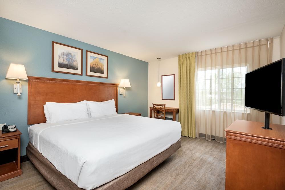 Candlewood Suites Rocky Mount By Ihg Экстерьер фото