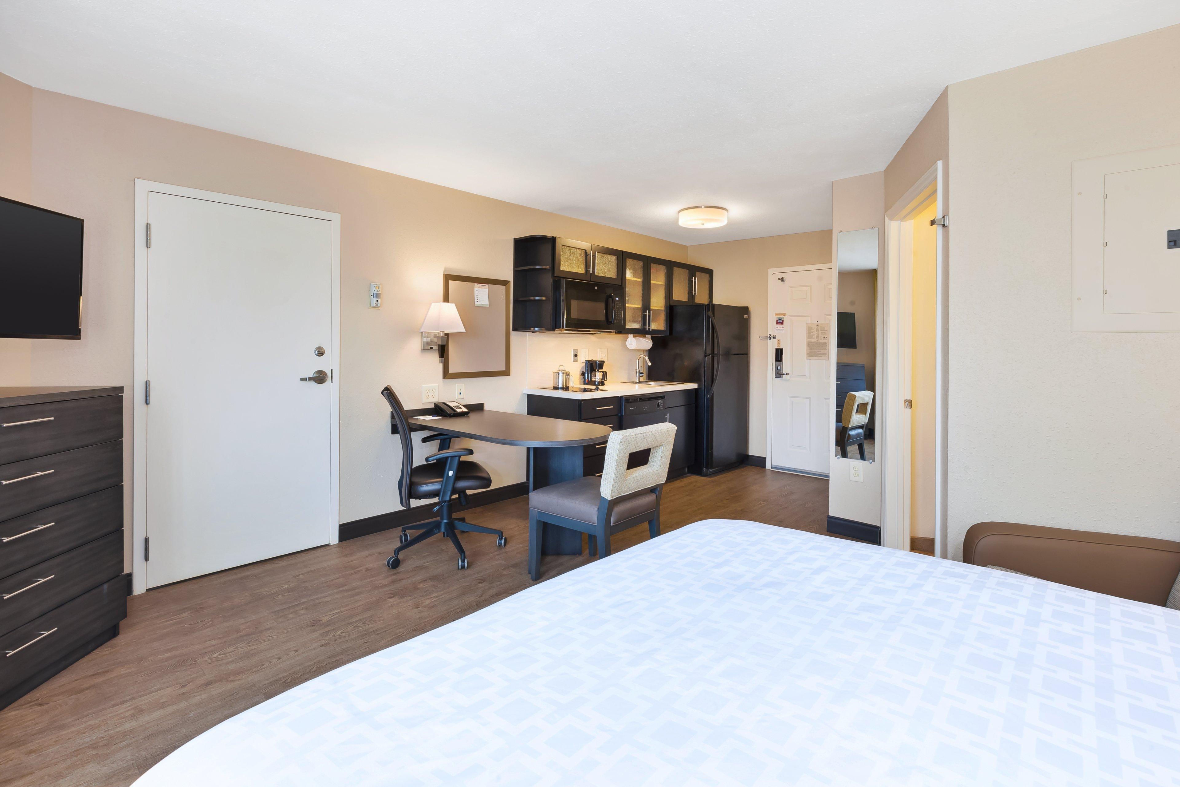 Candlewood Suites Rocky Mount By Ihg Экстерьер фото